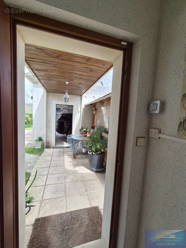 Maison à PONTACQ