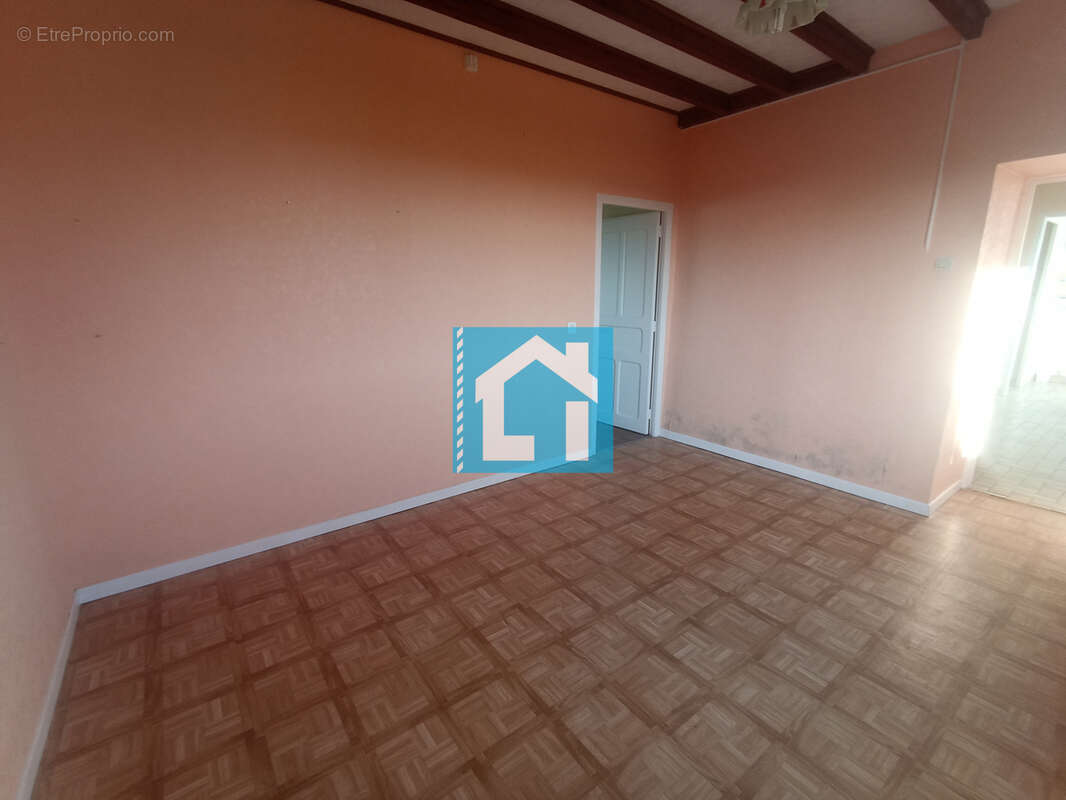 Maison à BRECEY