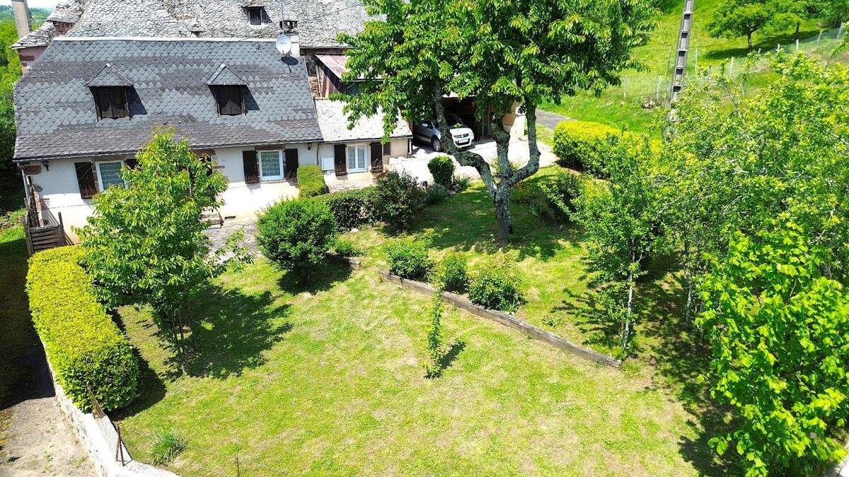 Maison à VILLECOMTAL
