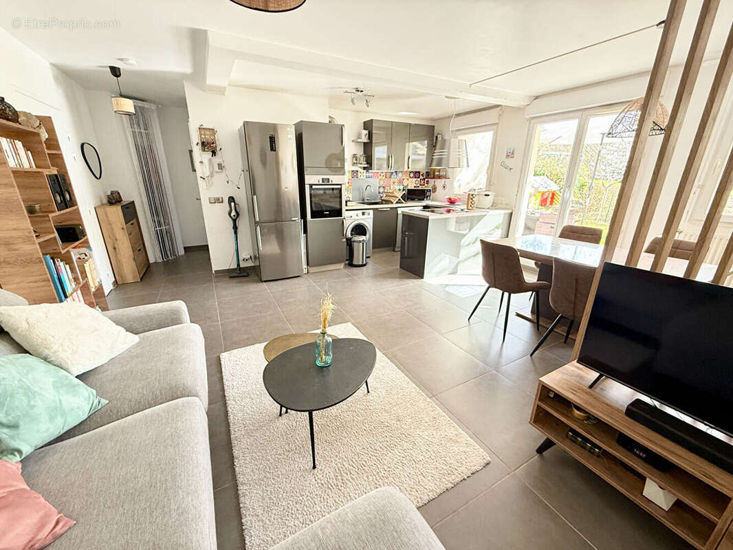 Appartement à ELANCOURT