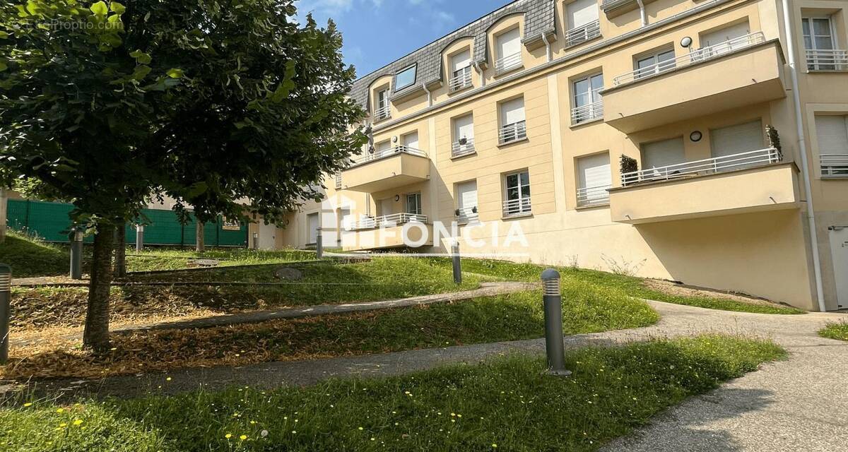 Appartement à PUISEUX-EN-FRANCE