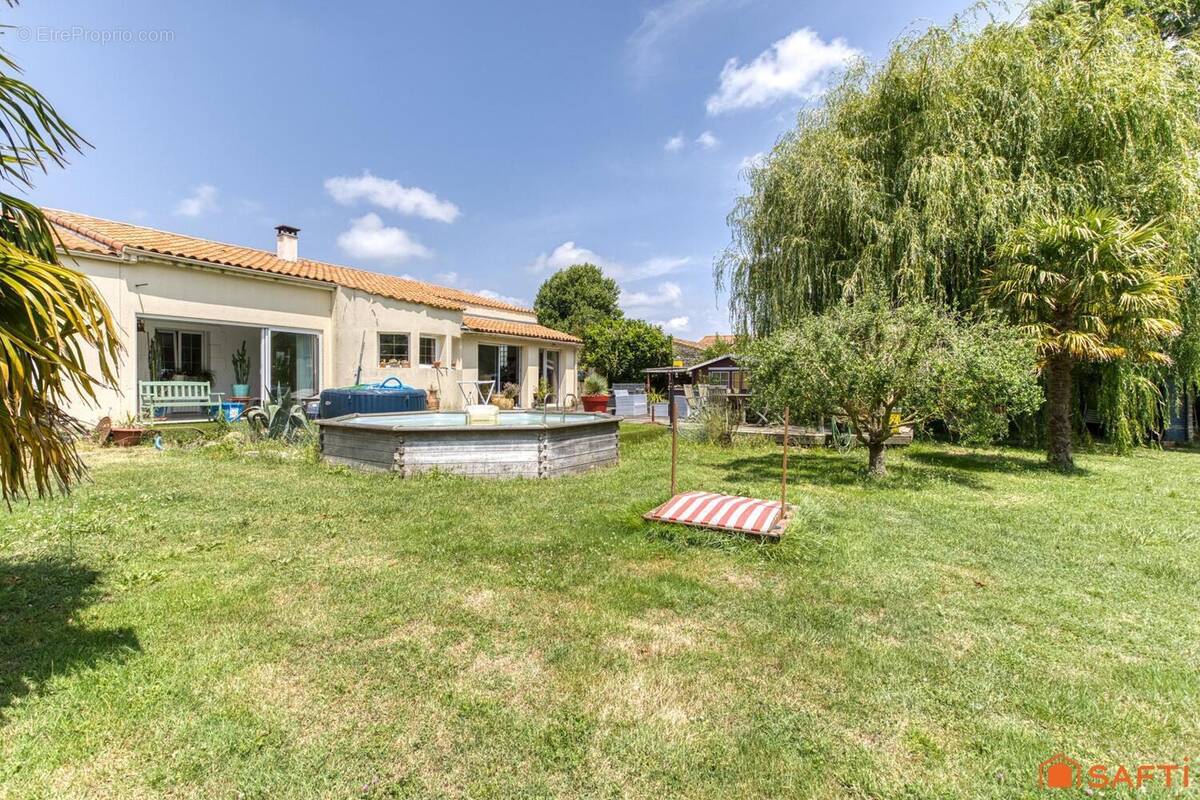 Photo 1 - Maison à HIERS-BROUAGE