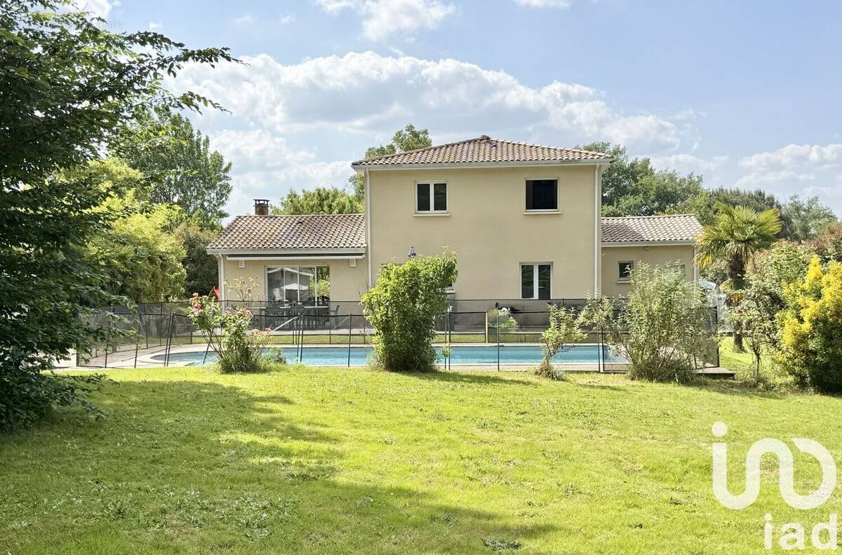 Photo 1 - Maison à CENAC