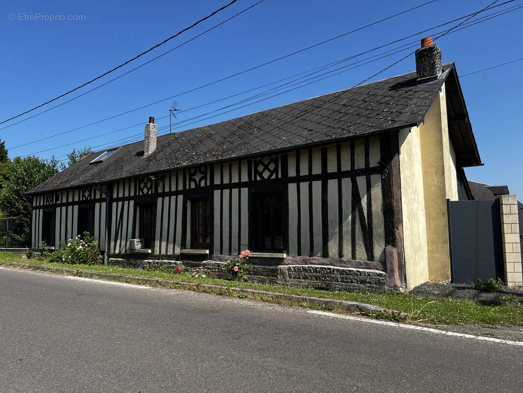 Maison à SAINT-SAENS