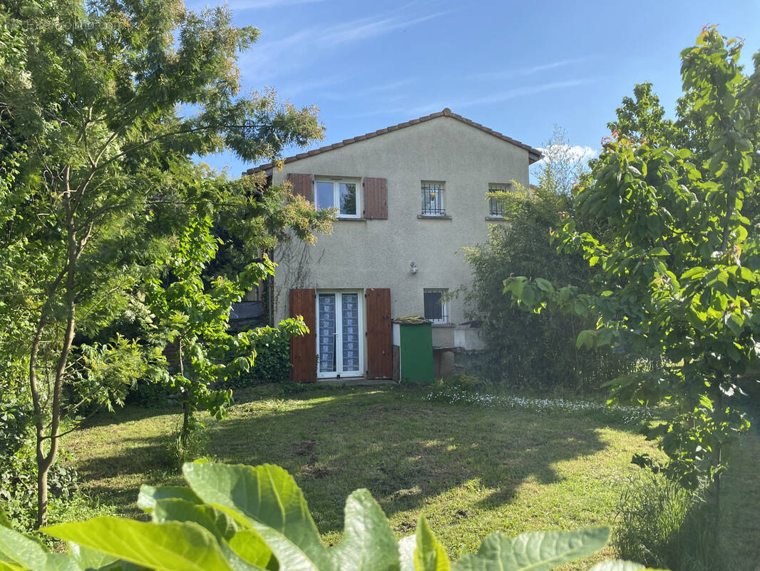 Maison à GUILHERAND-GRANGES
