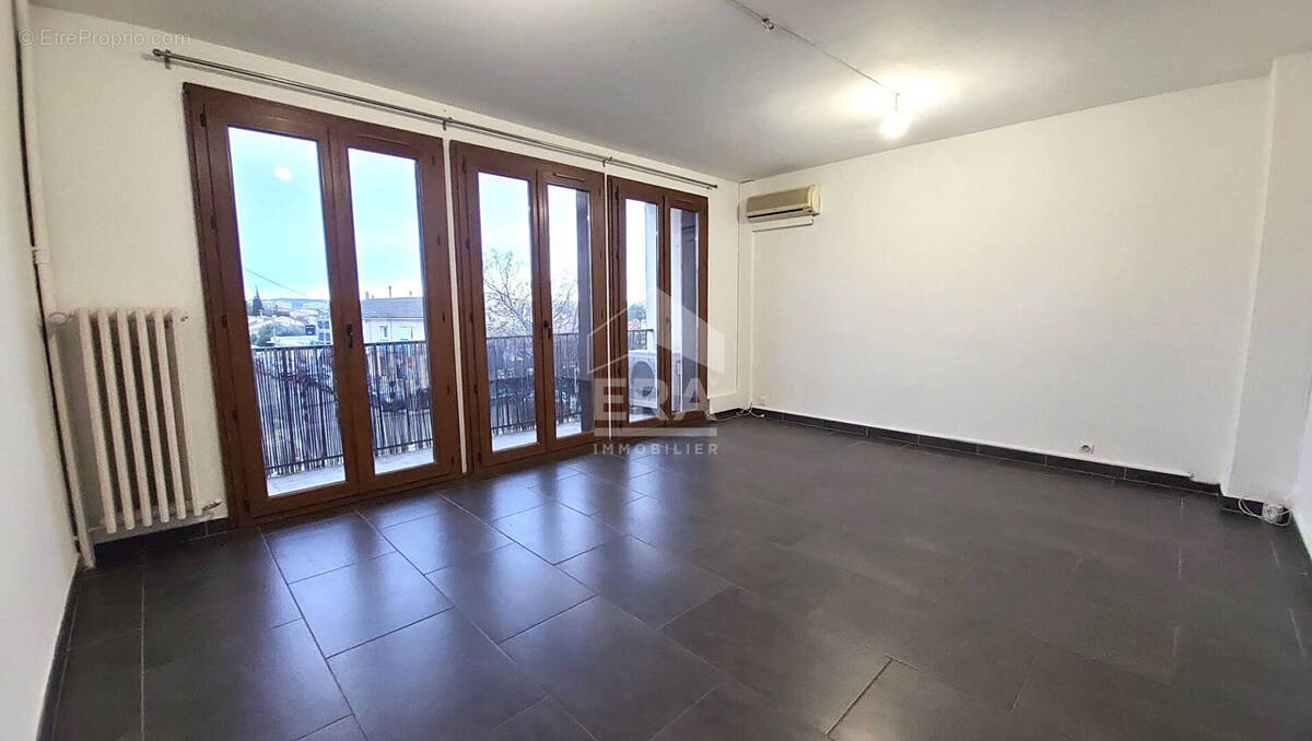Appartement à VITROLLES