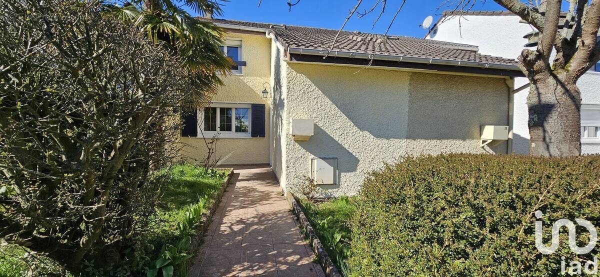 Photo 1 - Maison à BOUFFEMONT