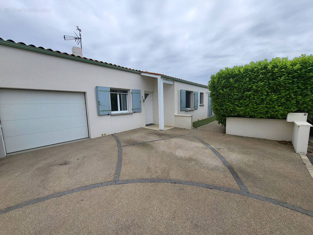 Maison à PORT-DES-BARQUES