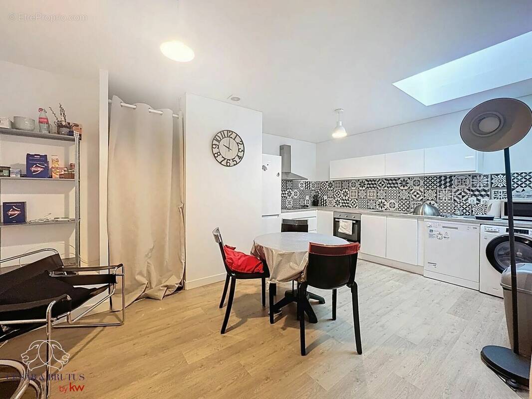 Appartement à LYON-9E