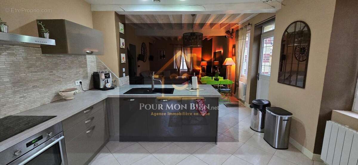 Maison à SOURS