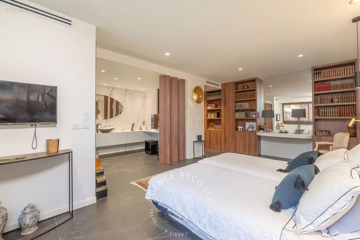Appartement à MARSEILLE-8E