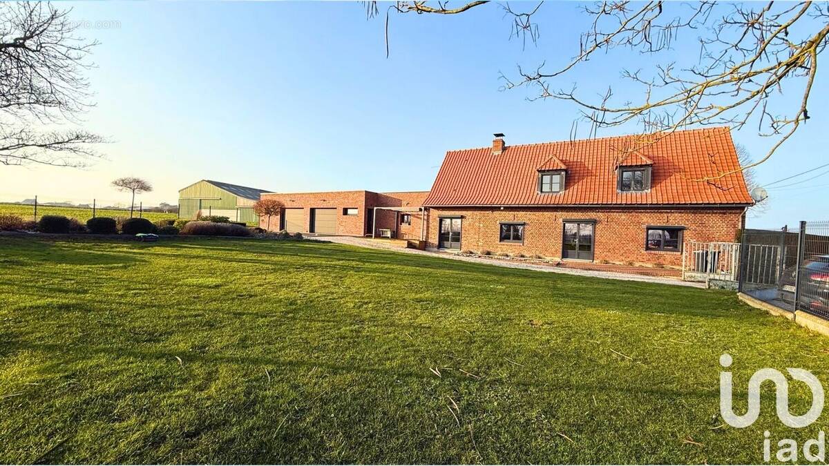 Photo 1 - Maison à MORBECQUE