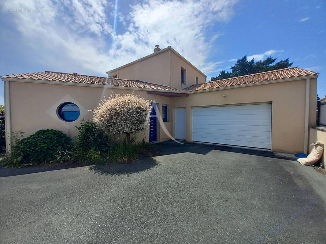 Maison à BREM-SUR-MER