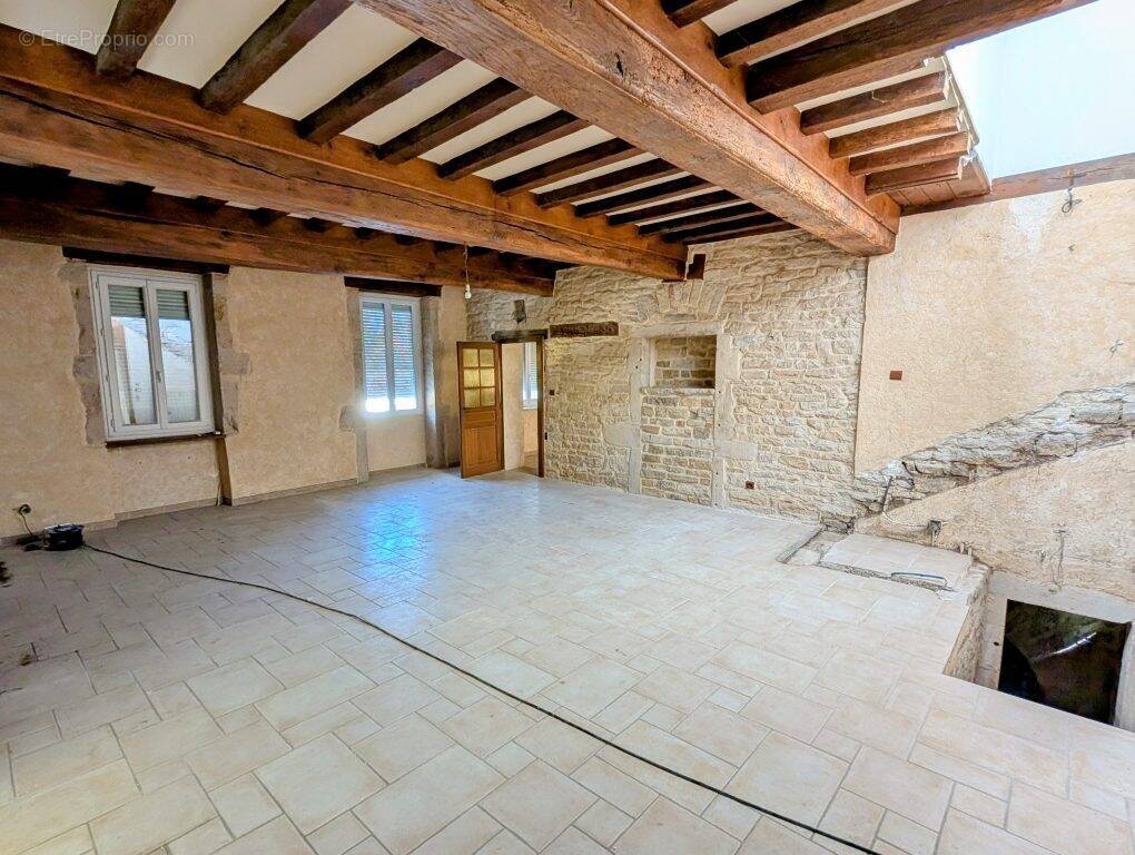 Appartement à SENNECEY-LES-DIJON