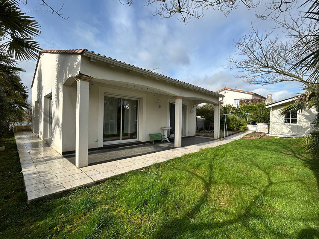 Maison à AIFFRES