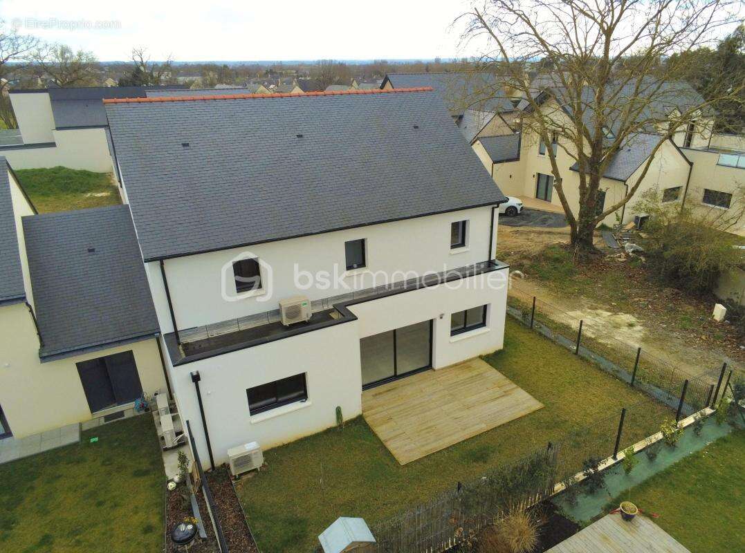 Maison à SAINT-BARTHELEMY-D&#039;ANJOU
