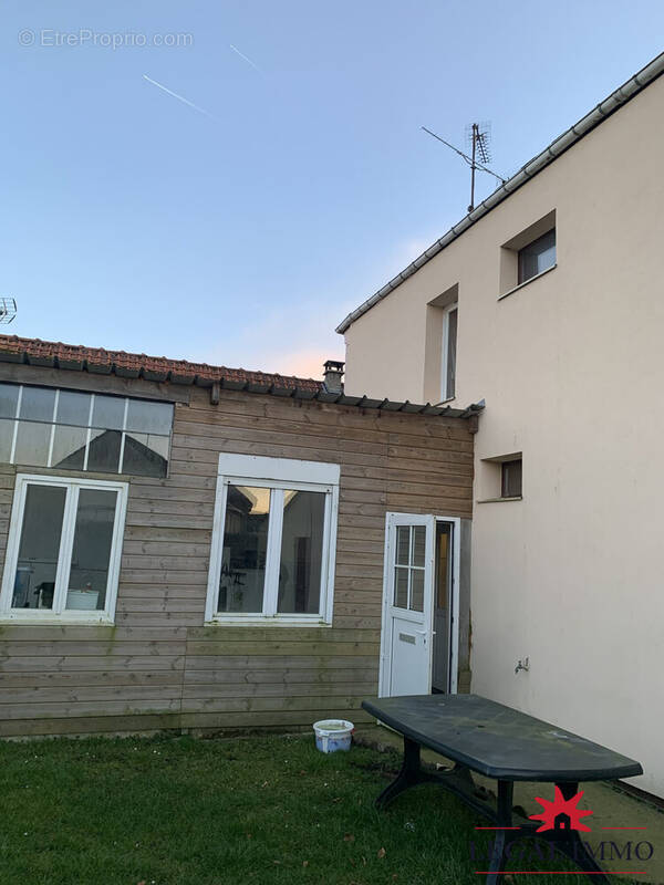 Maison à BEAUVAL
