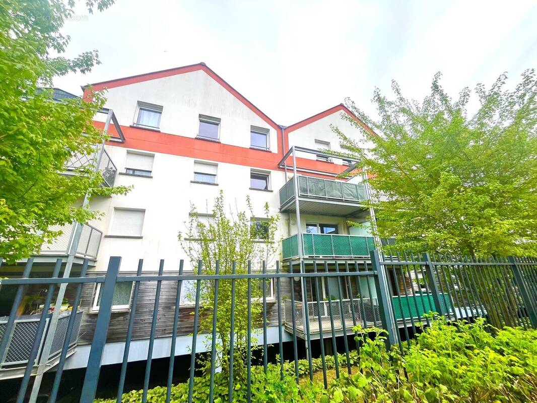 Appartement à SAINT-PIERRE-DU-PERRAY