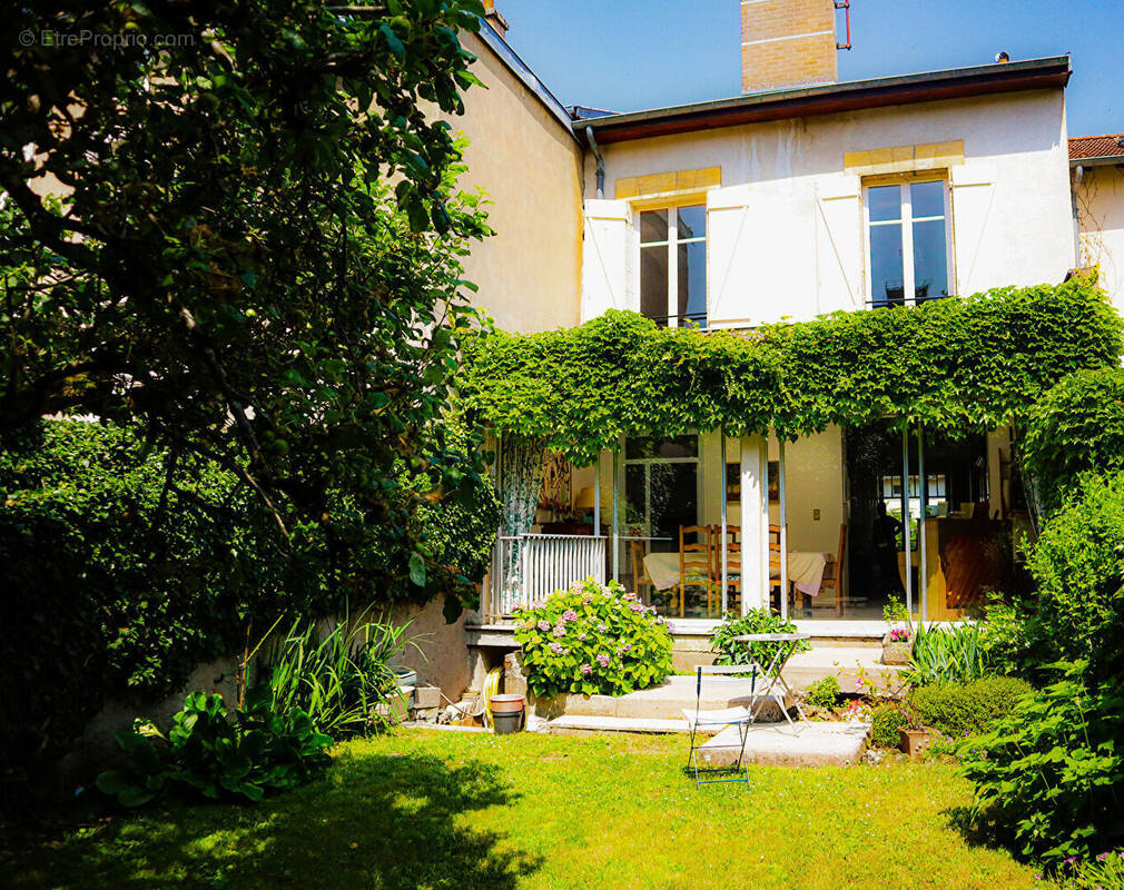 Maison à NANCY