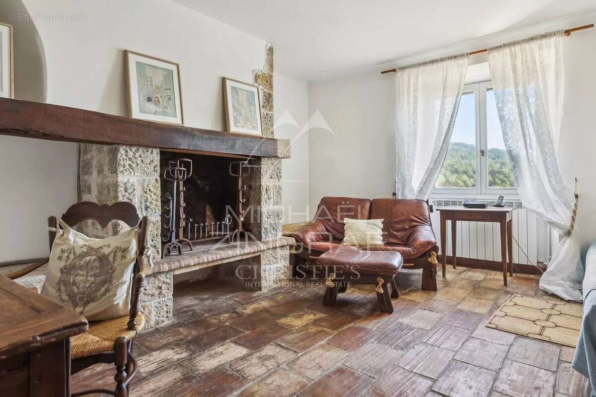 Maison à SEILLANS