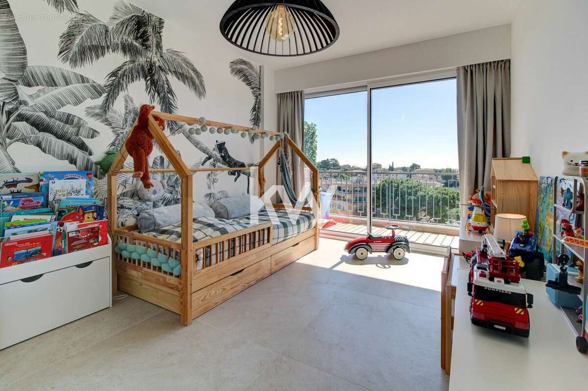 Appartement à VENCE