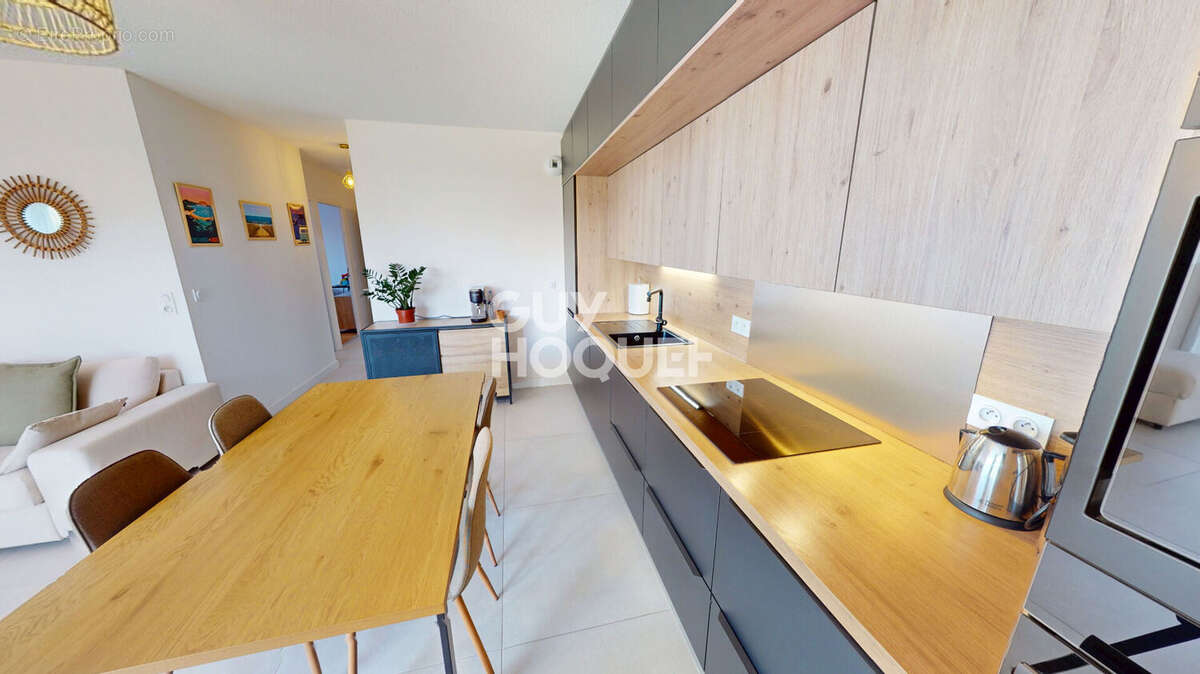 Appartement à ANGRESSE