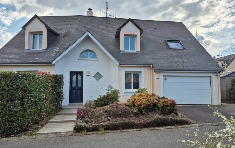 Maison à CHANGE