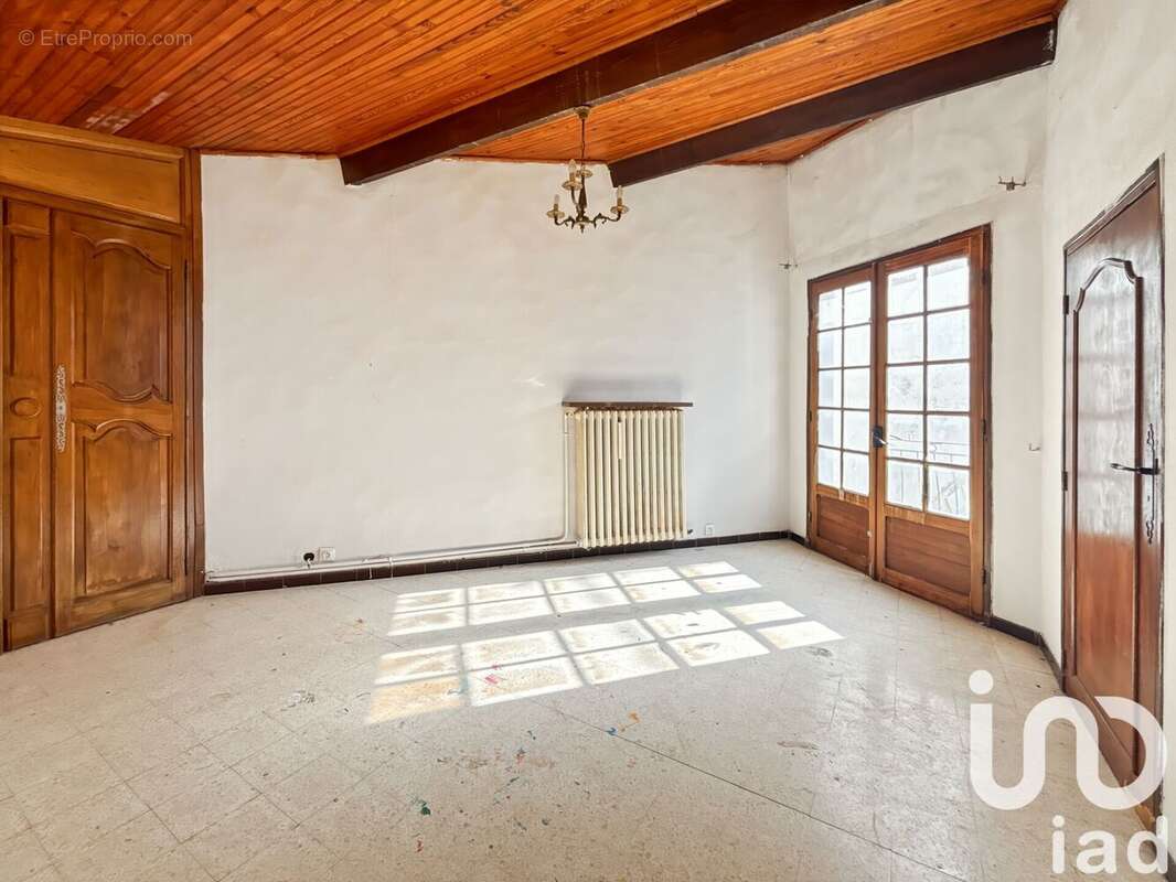 Photo 3 - Maison à GENERAC