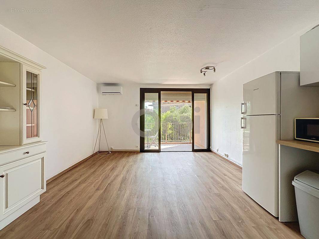 Appartement à FREJUS