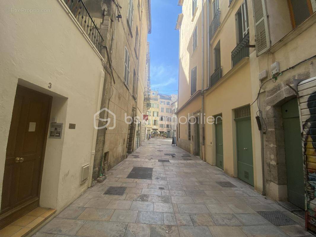 Commerce à TOULON