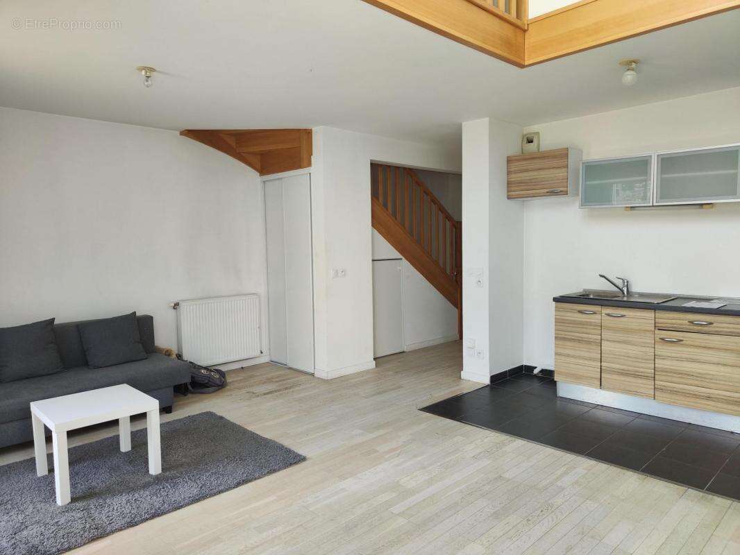 Appartement à LYON-8E