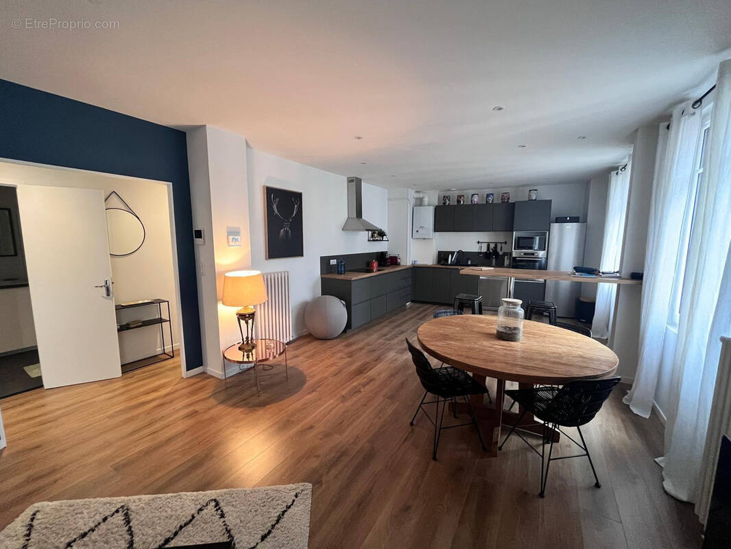 Appartement à VICHY