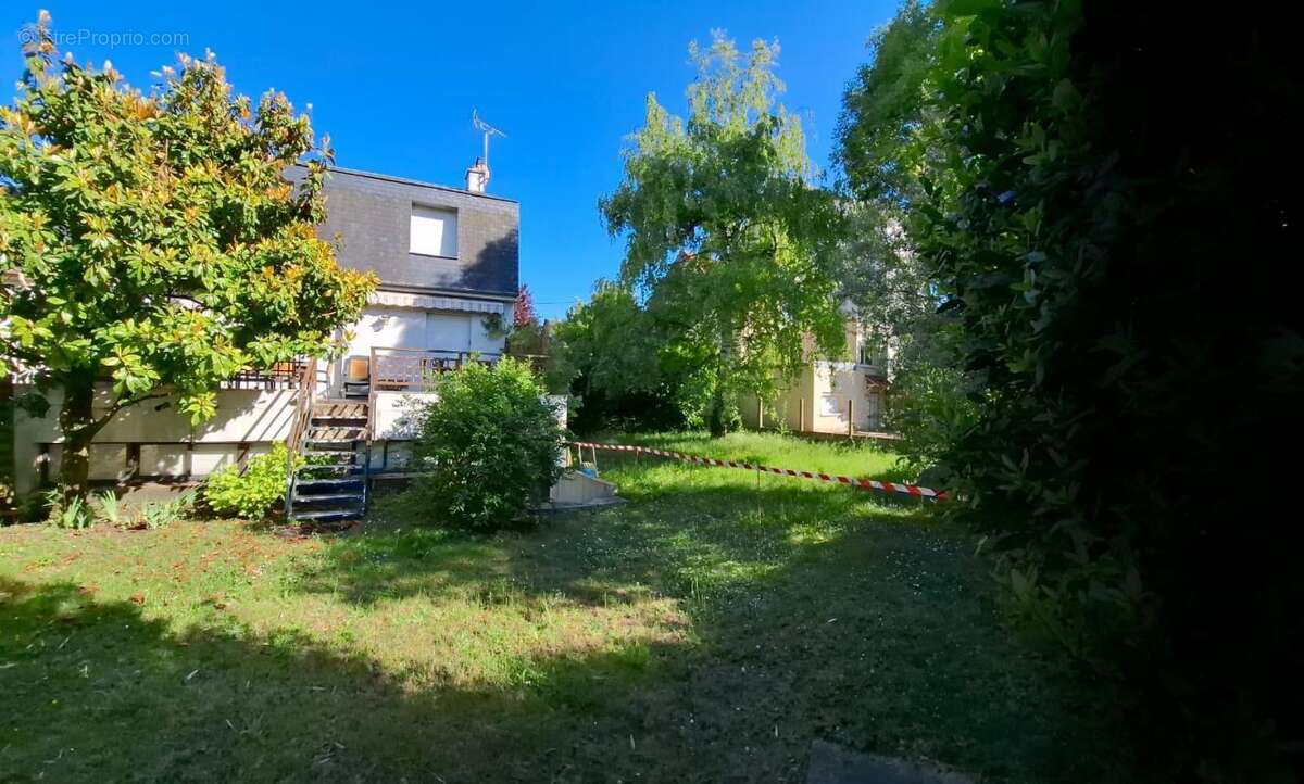 Maison à DEUIL-LA-BARRE