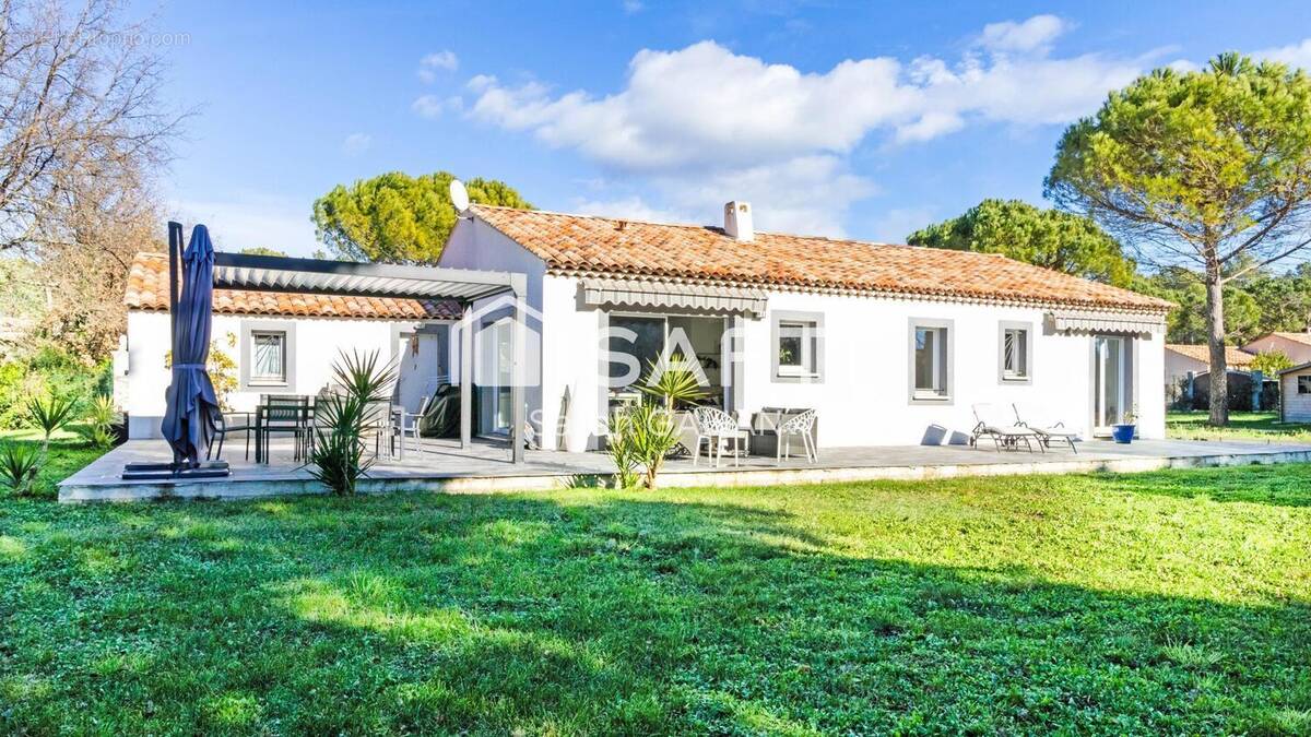 Photo 1 - Maison à BAGNOLS-EN-FORET