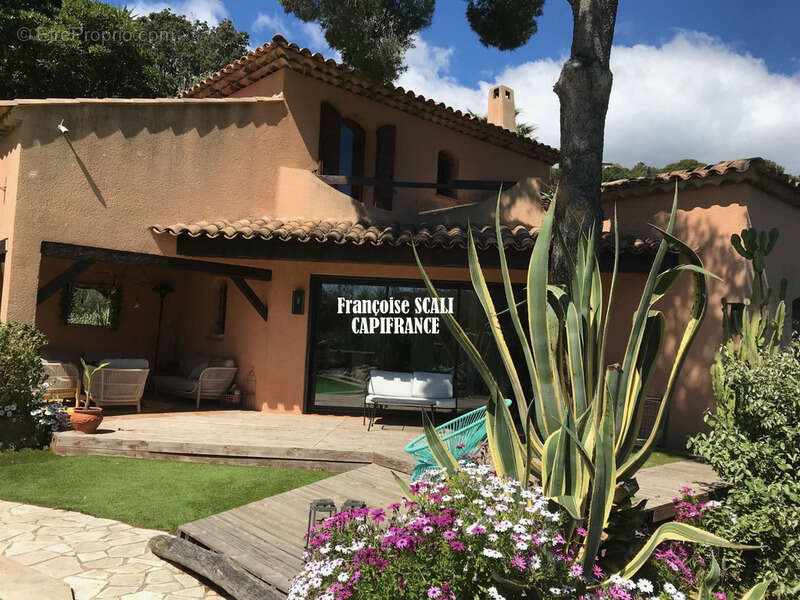 Maison à LES ISSAMBRES