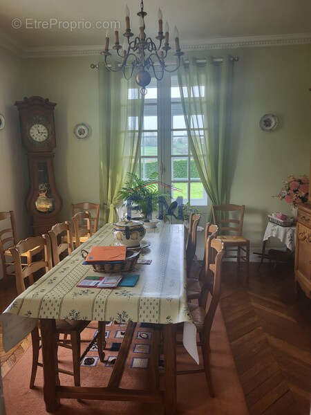 Maison à NEUFCHATEL-EN-BRAY