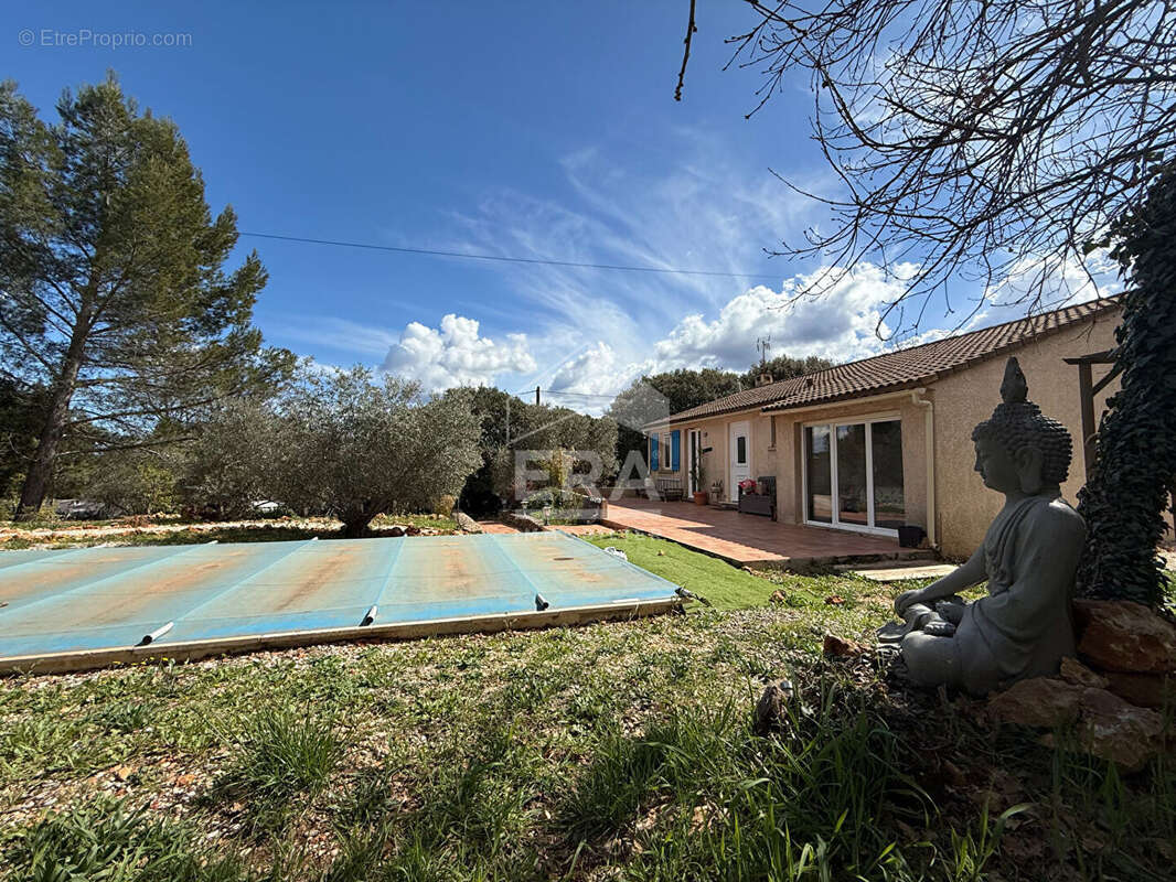 Maison à SAINT-MAXIMIN-LA-SAINTE-BAUME