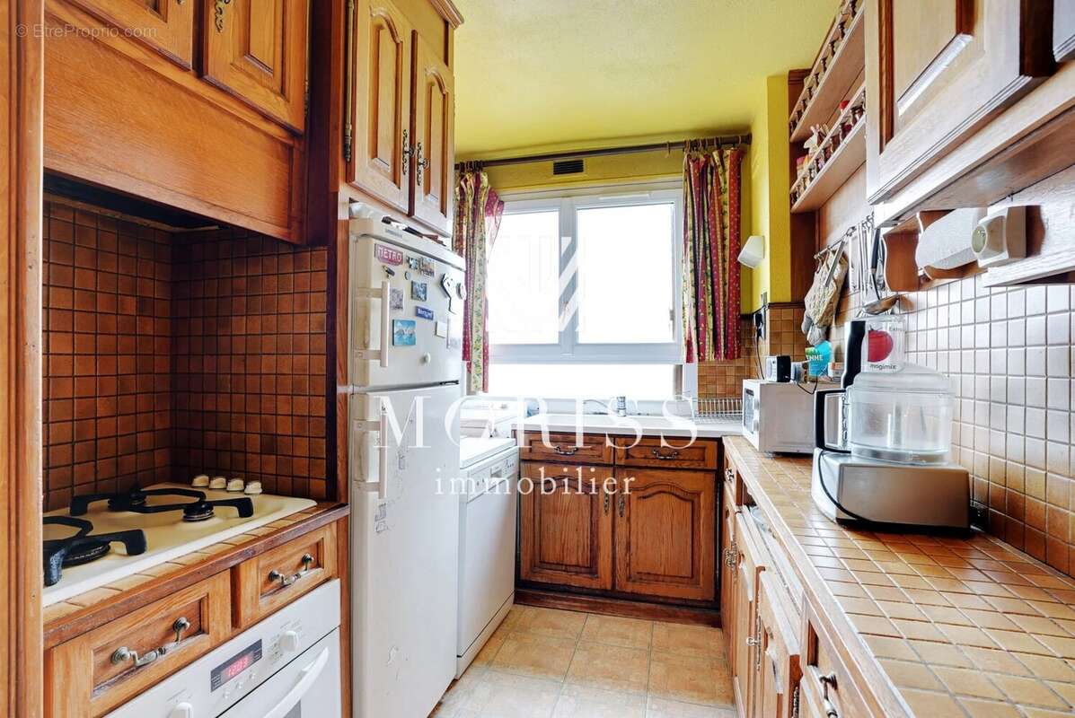 Appartement à FONTENAY-SOUS-BOIS