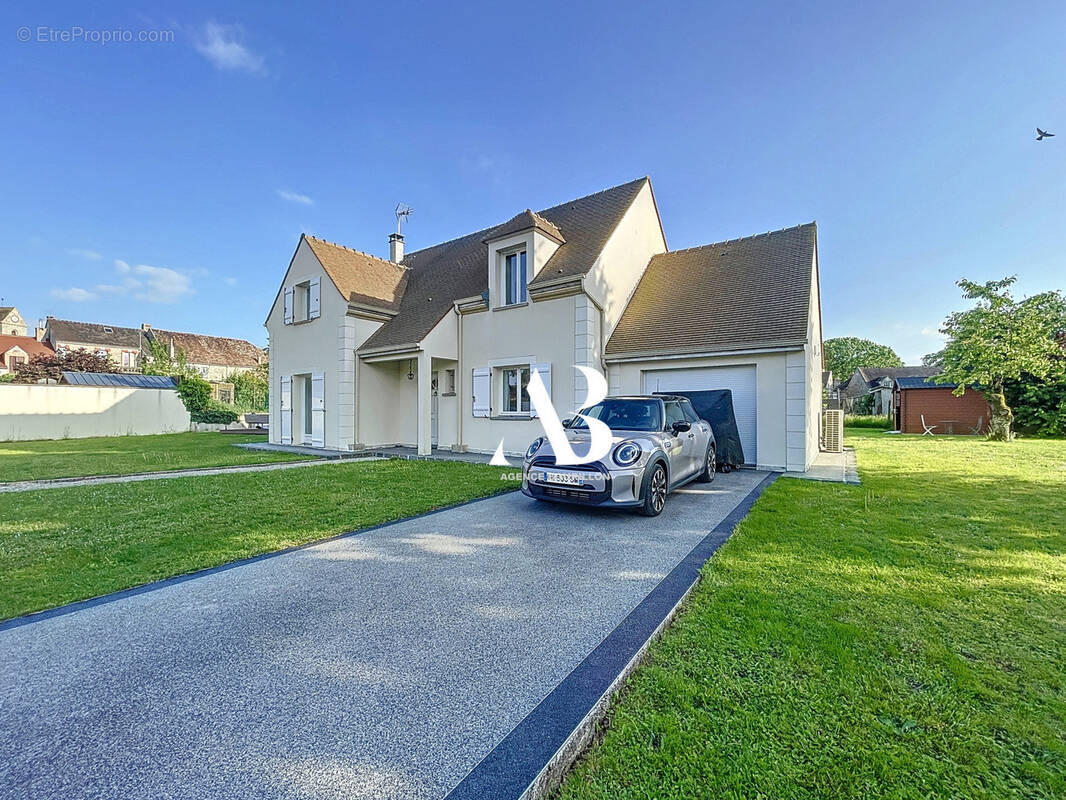 Maison à NANGIS