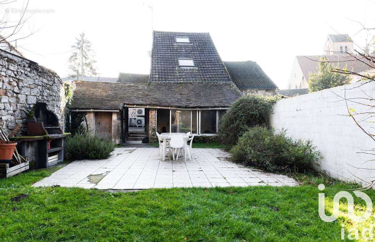 Photo 4 - Maison à SERMAISE