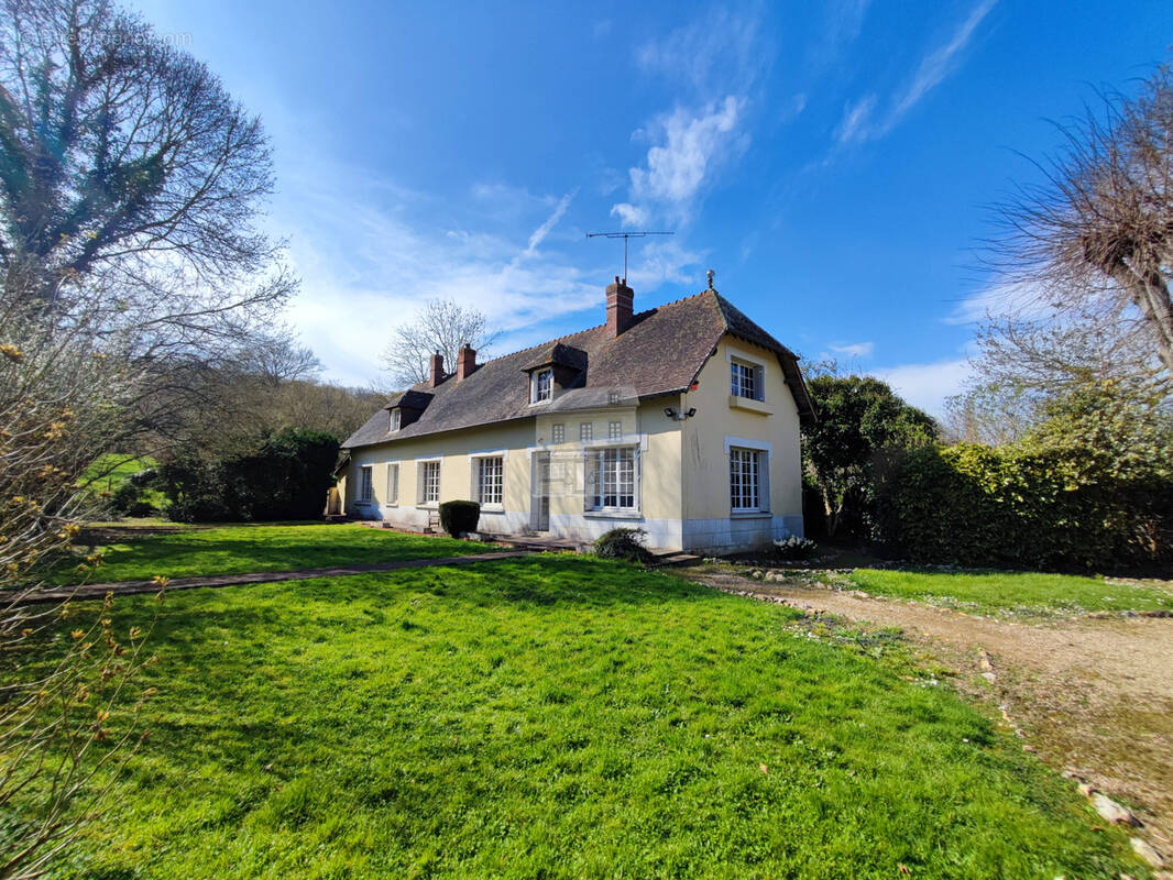 Maison à BEAUMONT-LE-ROGER