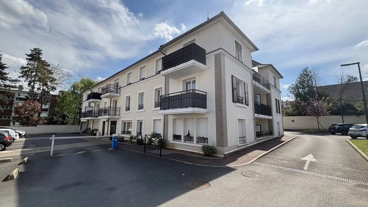 Appartement à DOMONT