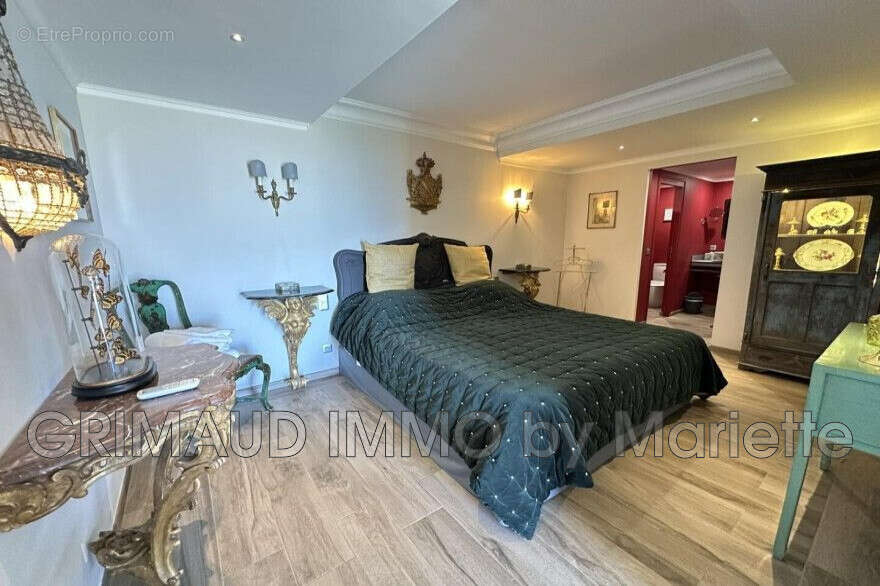 Maison à LA GARDE-FREINET