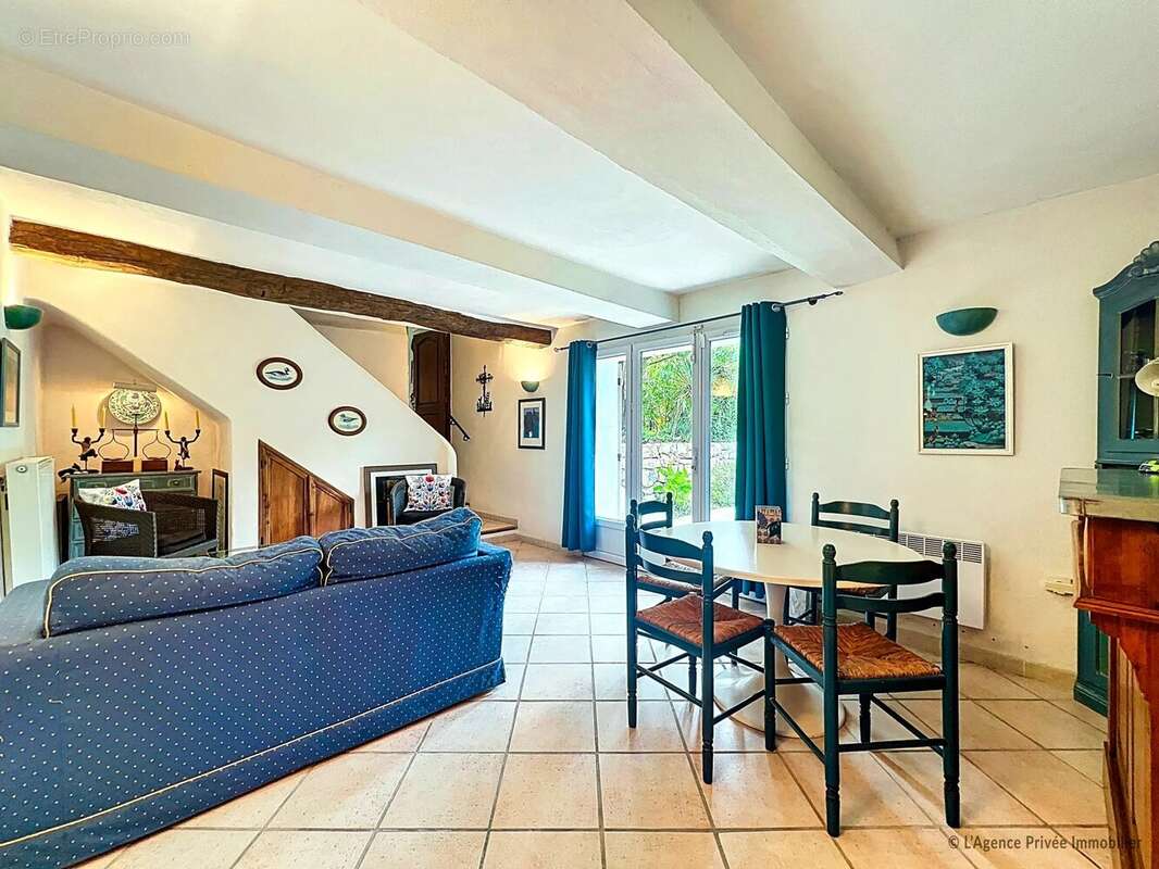 Maison à MOUGINS