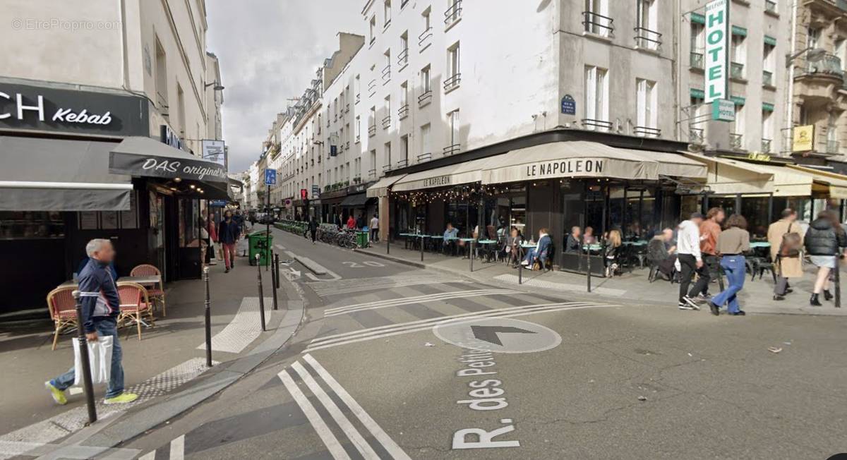 Autre à PARIS-10E