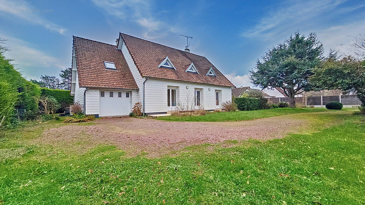 Maison à GOUVILLE-SUR-MER