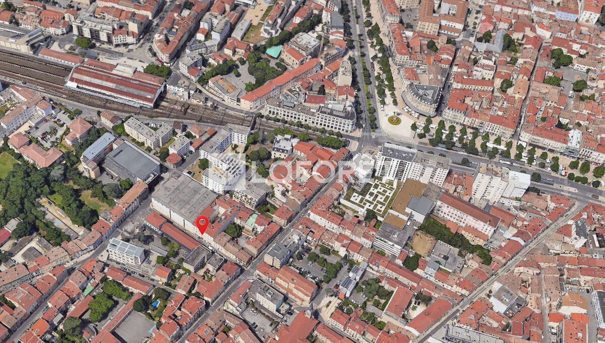 Commerce à VALENCE