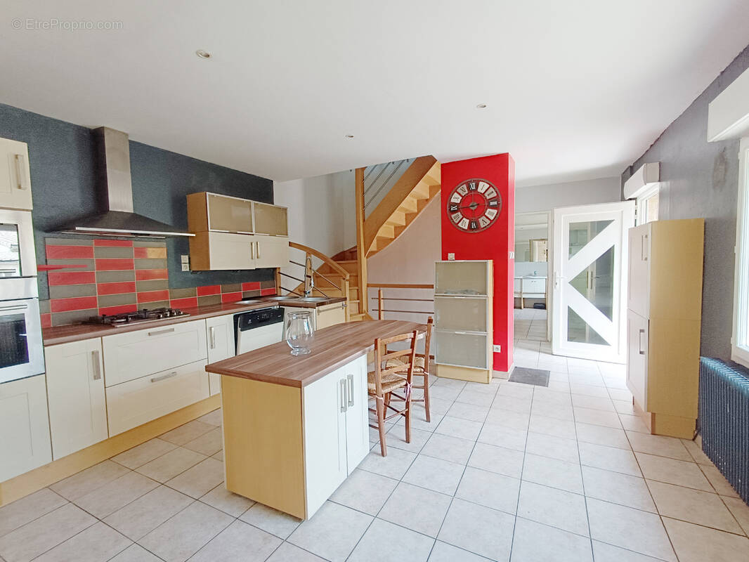 Maison à CUINCY