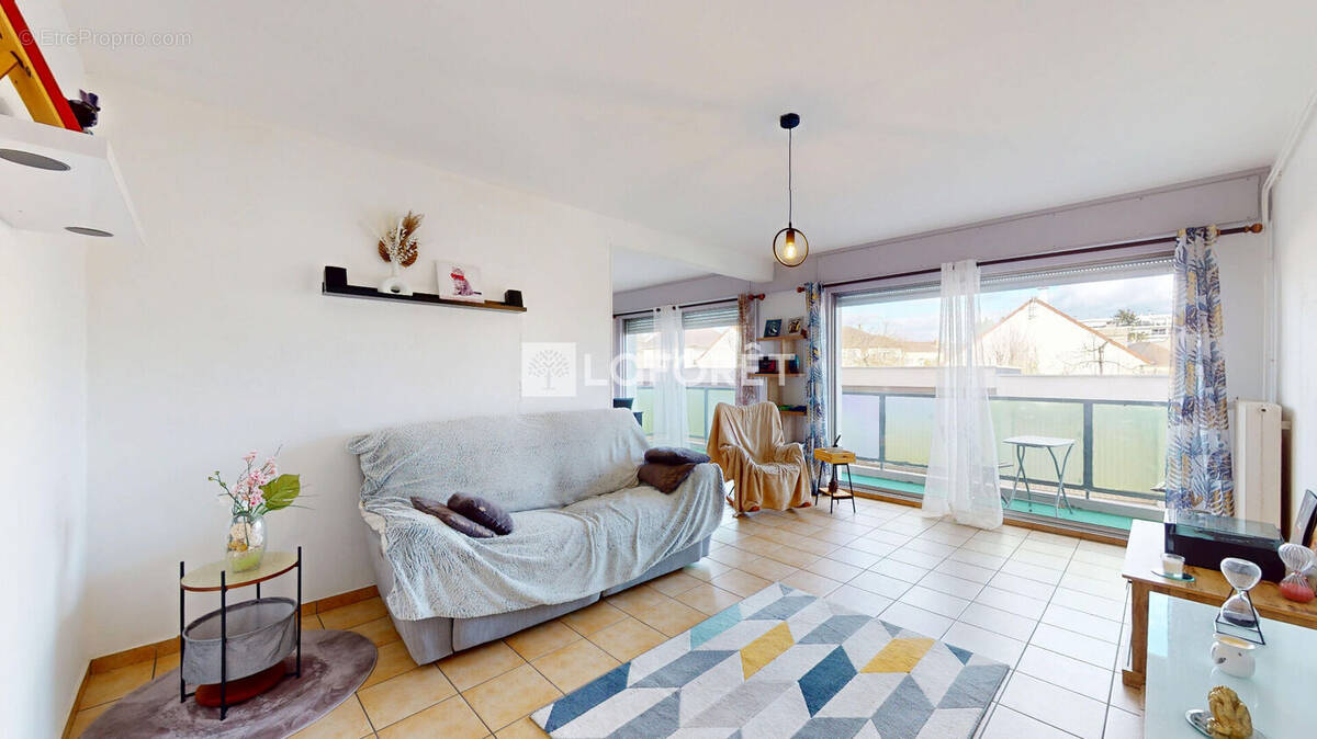 Appartement à MOULINS