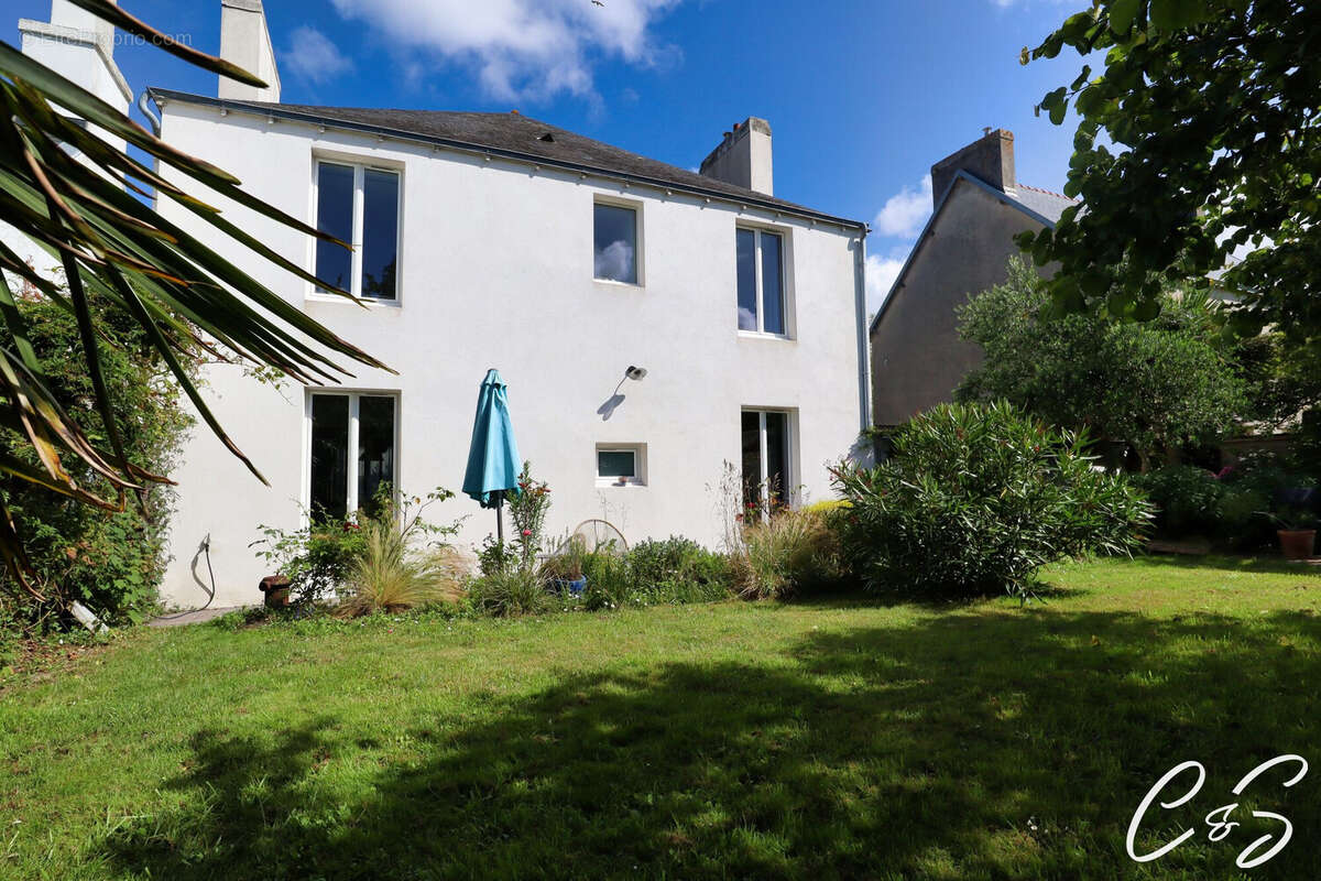 Maison à LOCTUDY